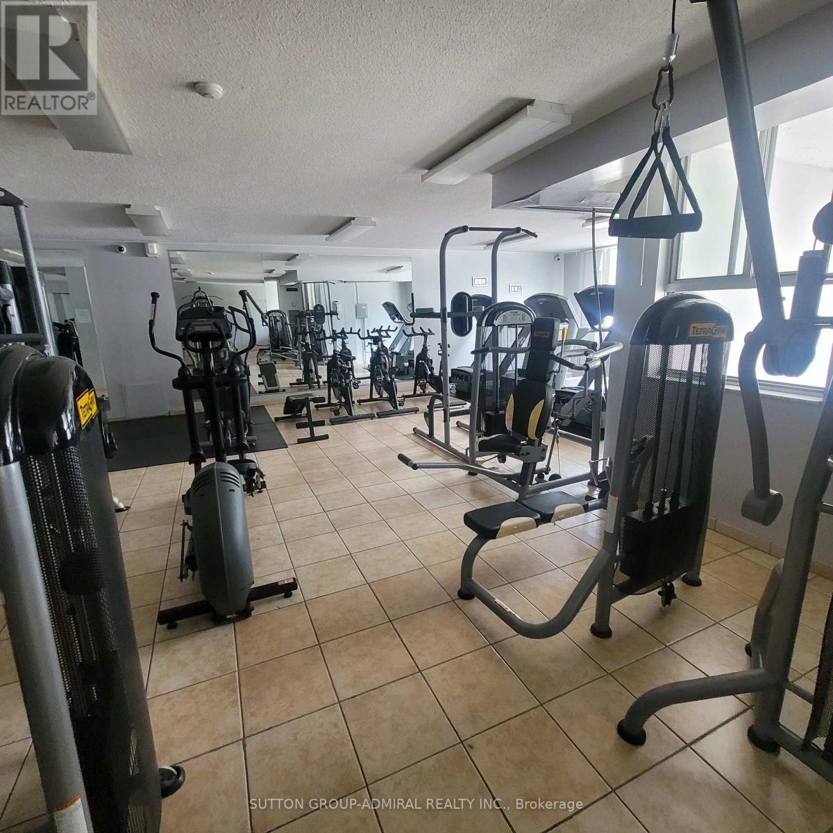 802 - 10 Tobermory Drive, Toronto, Ontario  M3N 2Y5 - Photo 13 - W13637416