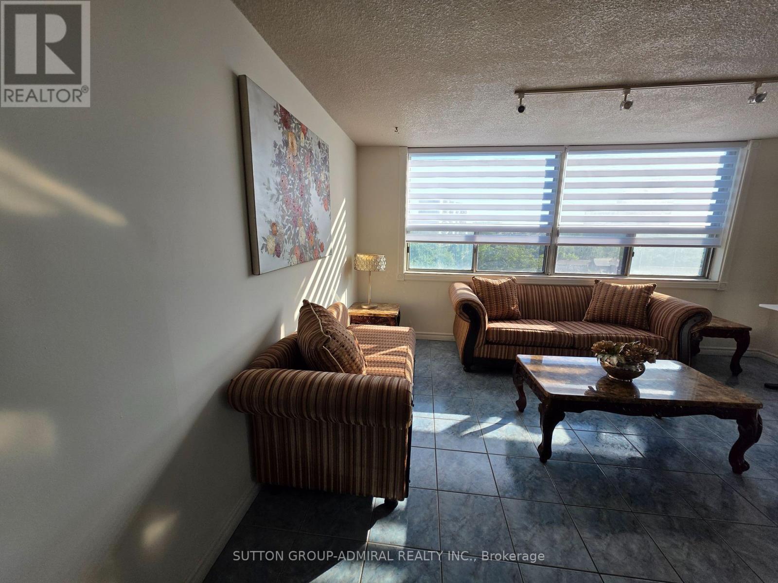 802 - 10 Tobermory Drive, Toronto, Ontario  M3N 2Y5 - Photo 22 - W13637416