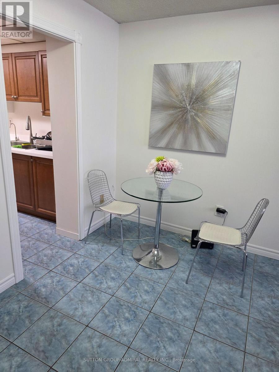 802 - 10 Tobermory Drive, Toronto, Ontario  M3N 2Y5 - Photo 30 - W13637416
