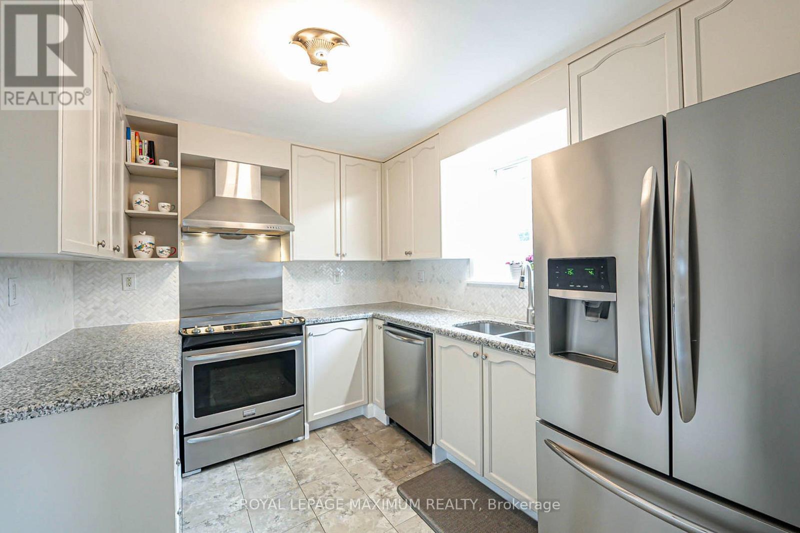 2113 Keele Street, Toronto, Ontario  M6M 3Z3 - Photo 11 - W13637422