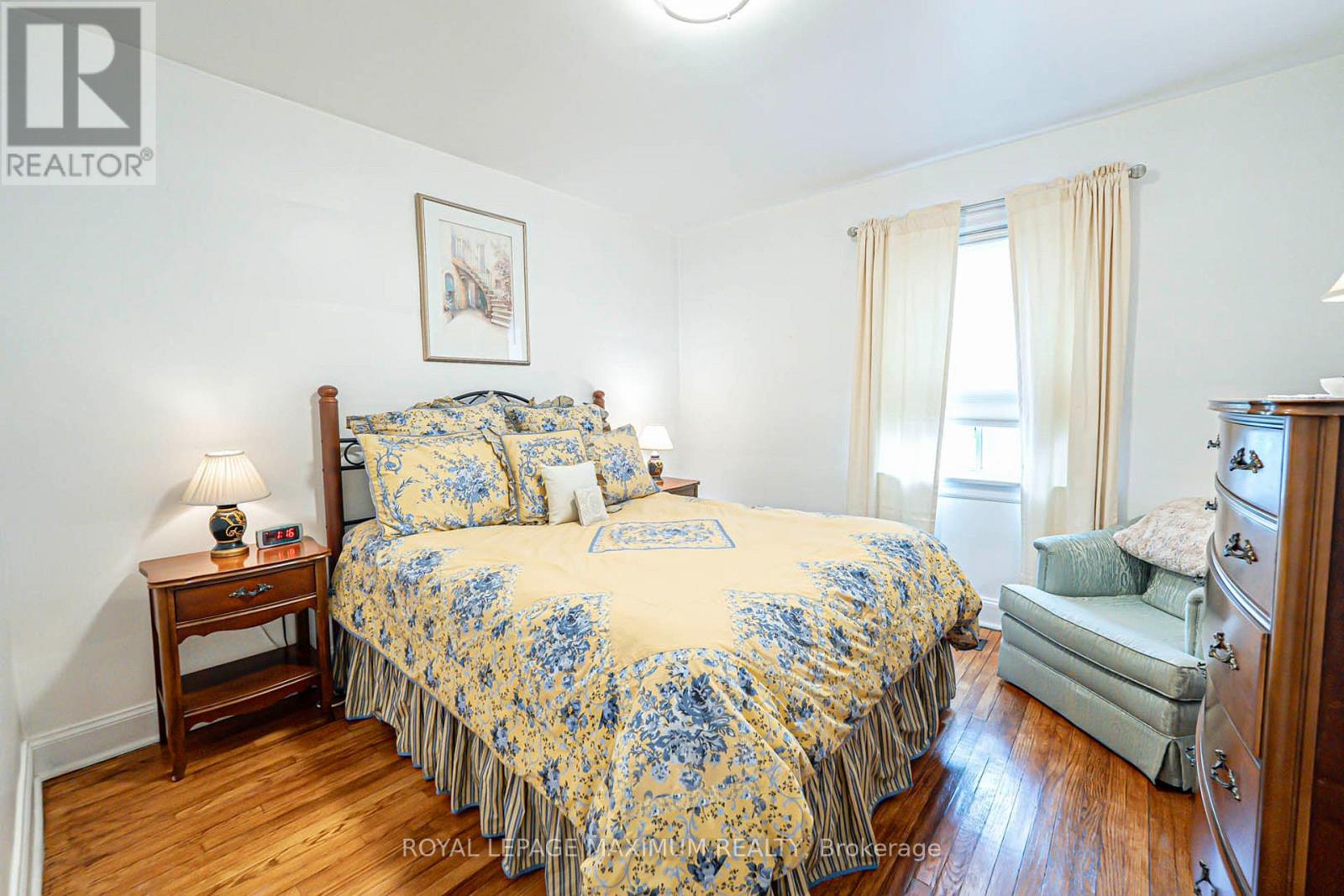 2113 Keele Street, Toronto, Ontario  M6M 3Z3 - Photo 13 - W13637422
