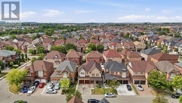 21 Castle Mountain Drive, Brampton, Ontario  L6R 2W9 - Photo 36 - W13637424