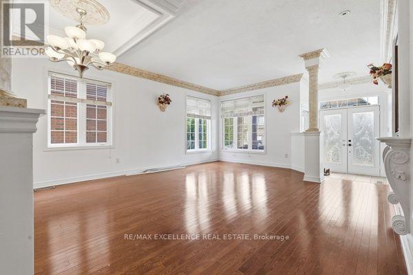 21 Castle Mountain Drive, Brampton, Ontario  L6R 2W9 - Photo 9 - W13637424