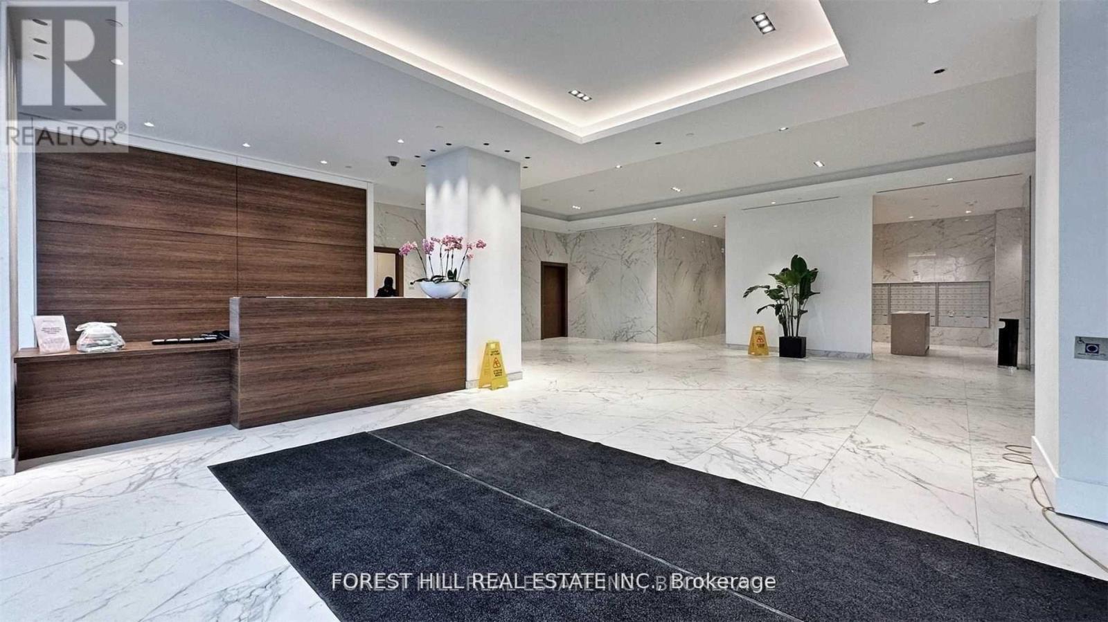 4208 - 1928 Lake Shore Boulevard W, Toronto, Ontario  M6S 1A1 - Photo 2 - W13637444