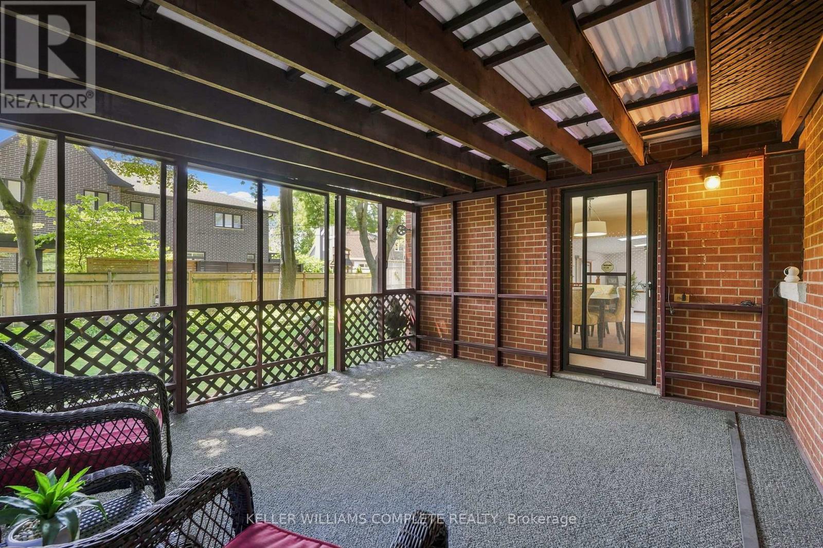 70 Floresta Court, Hamilton, Ontario  L9G 1R8 - Photo 29 - X13637378