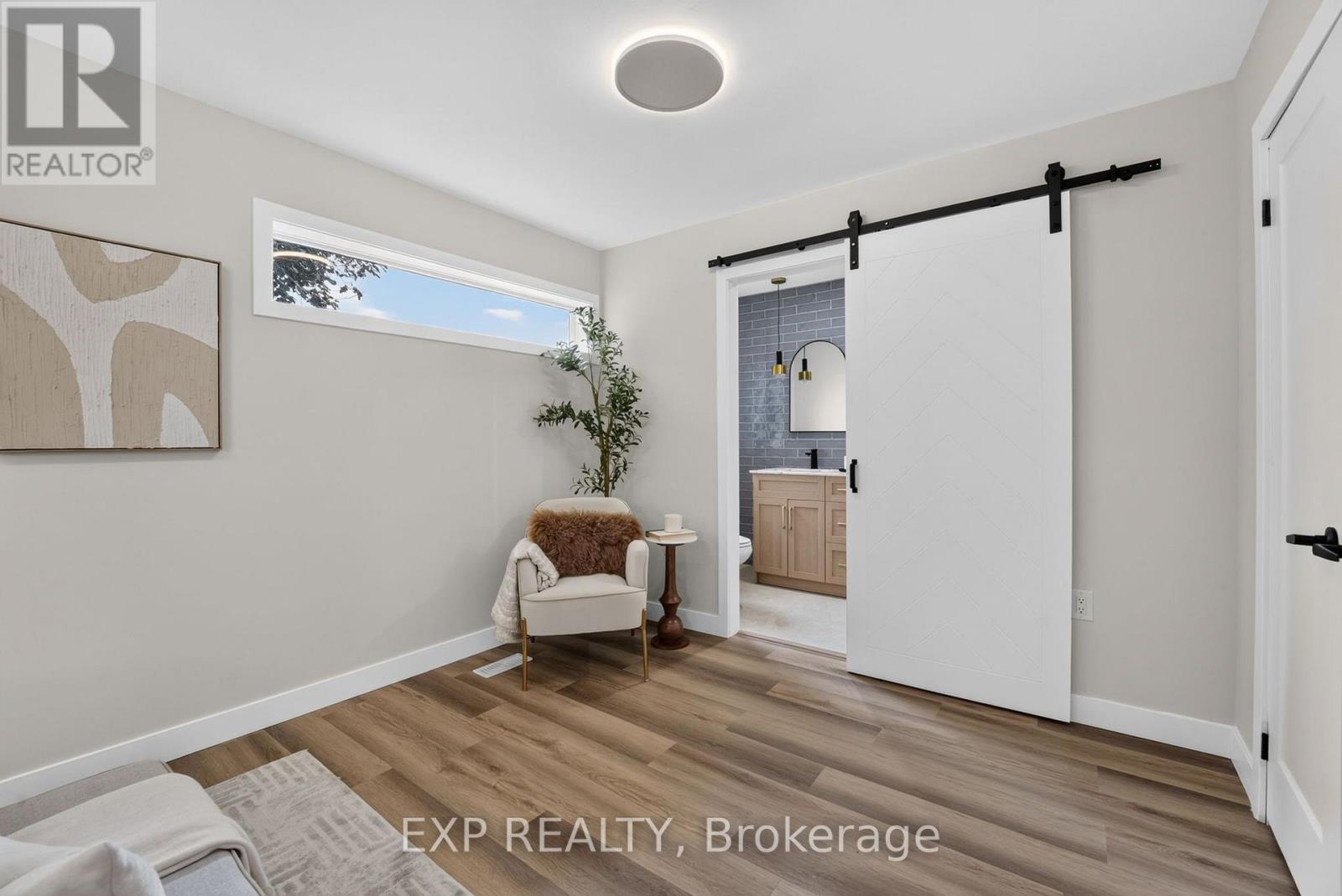 325 Queensdale Avenue E, Hamilton, Ontario  L9A 1L5 - Photo 32 - X13637384
