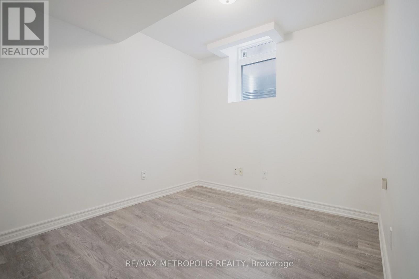 Bsmt - 570 Springview Drive, Pickering, Ontario  L1V 4X2 - Photo 25 - E13613842