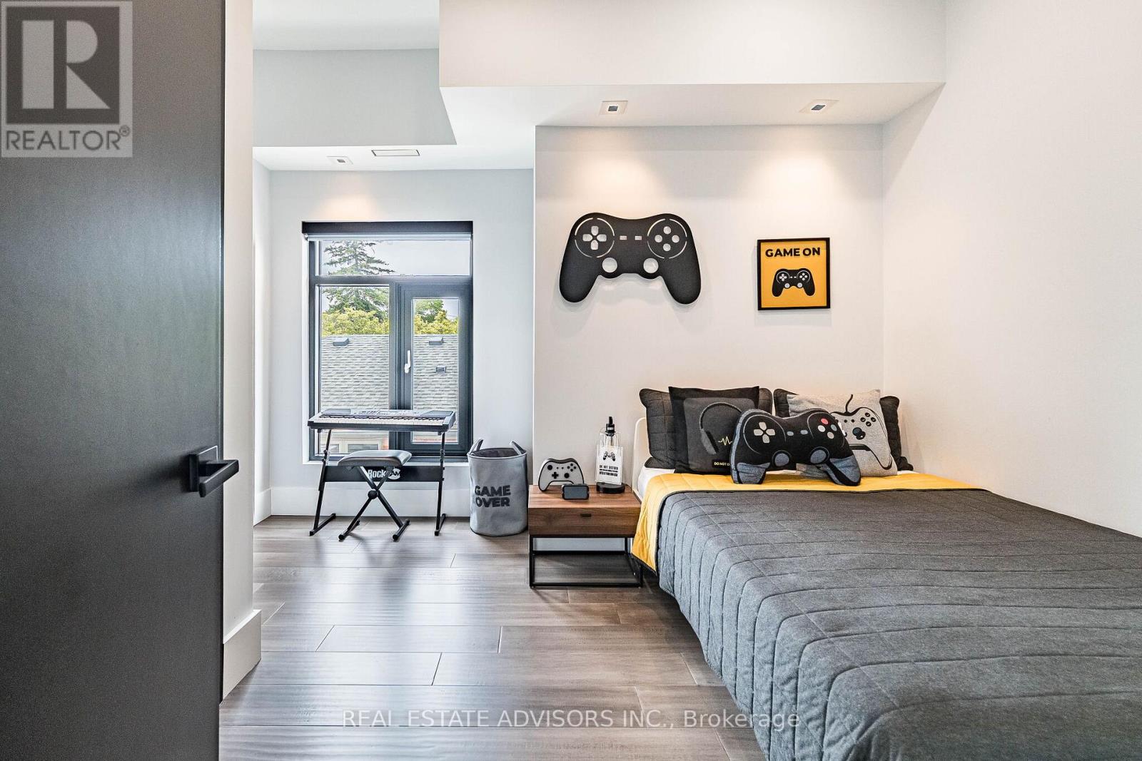 50 Beckwith Road E, Toronto, Ontario  M9C 3Y1 - Photo 18 - W13589074
