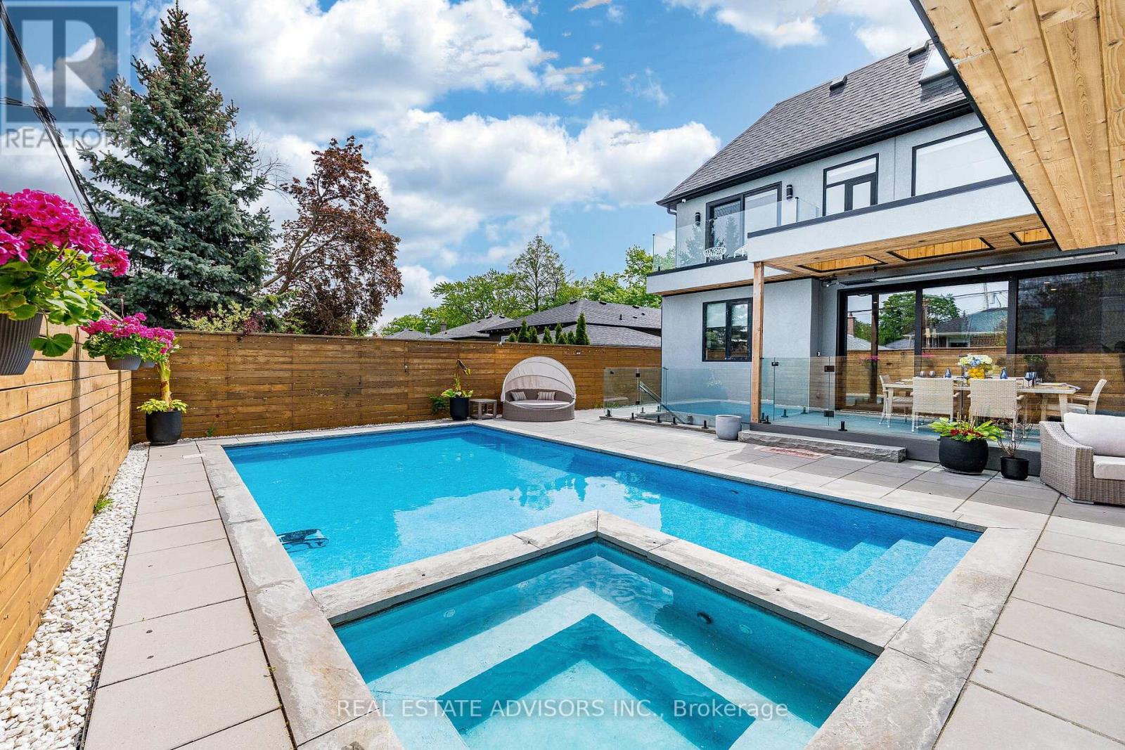50 Beckwith Road E, Toronto, Ontario  M9C 3Y1 - Photo 34 - W13589074