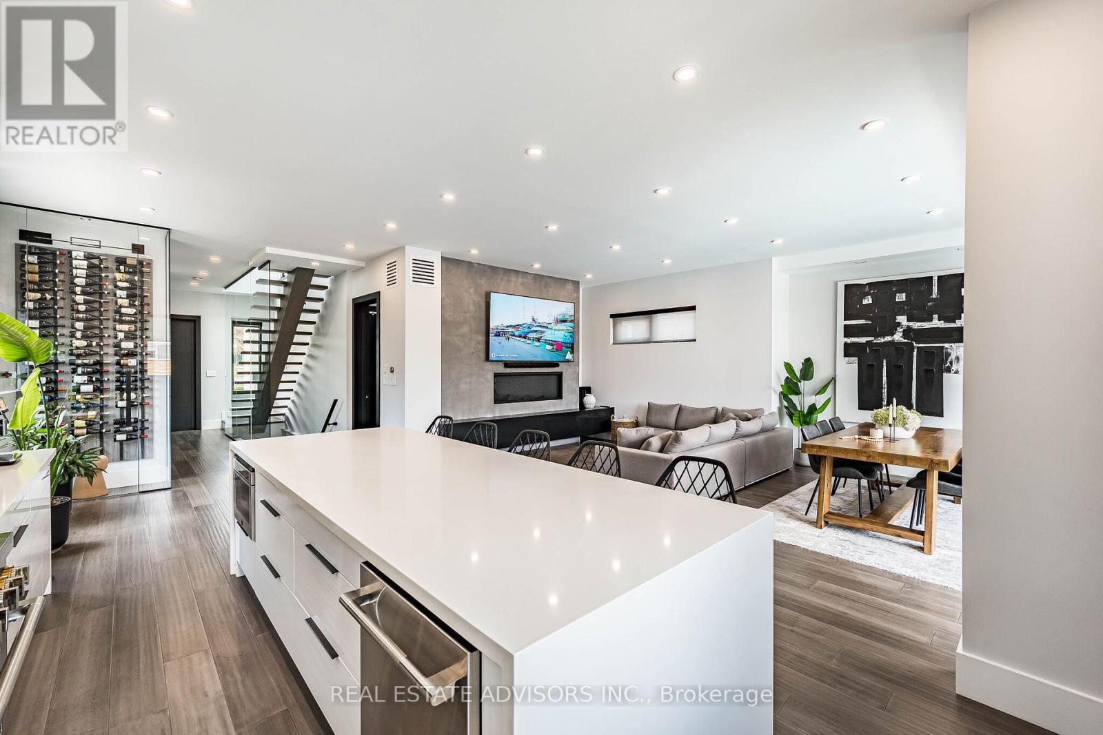50 Beckwith Road E, Toronto, Ontario  M9C 3Y1 - Photo 9 - W13589074