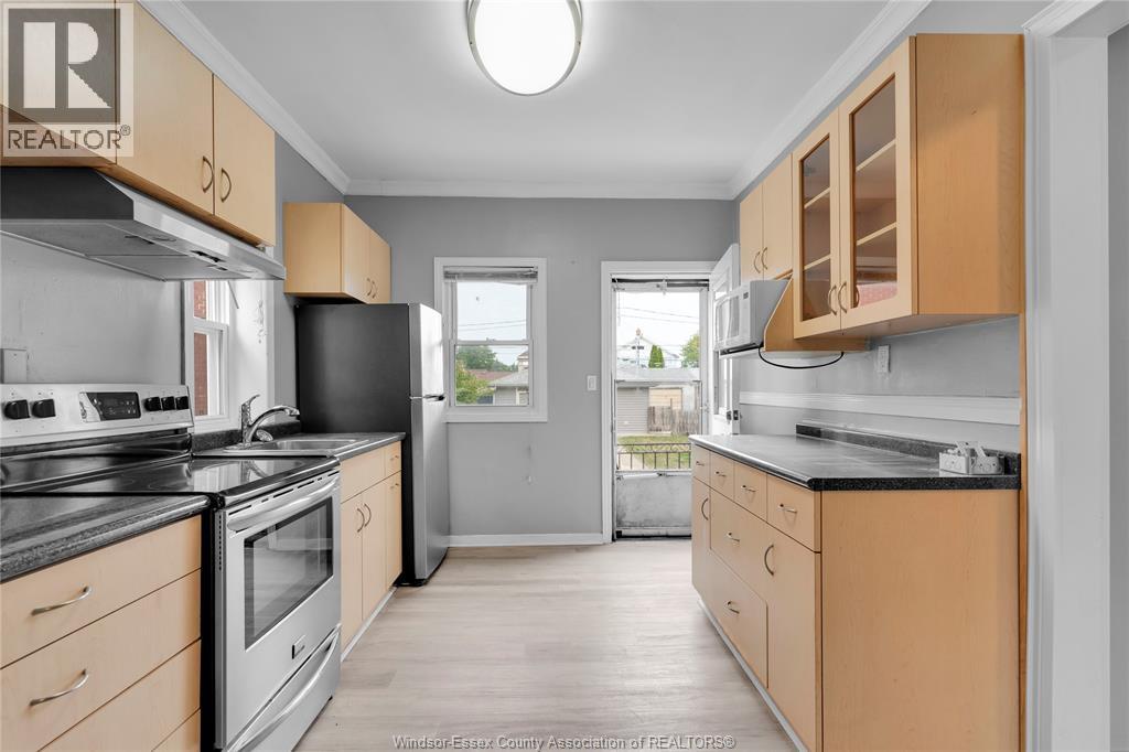 946 Howard Avenue Unit# 1 & 2, Windsor, Ontario  N9A 1S5 - Photo 10 - 26018736
