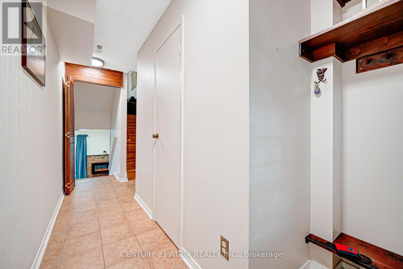 18 Thatchers Mill Way, Markham, Ontario  L3P 3T3 - Photo 8 - N13628604