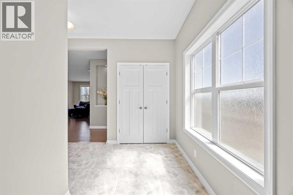 27 Mahogany Crescent SE, Calgary, Alberta  T3M 2K6 - Photo 8 - A2334287