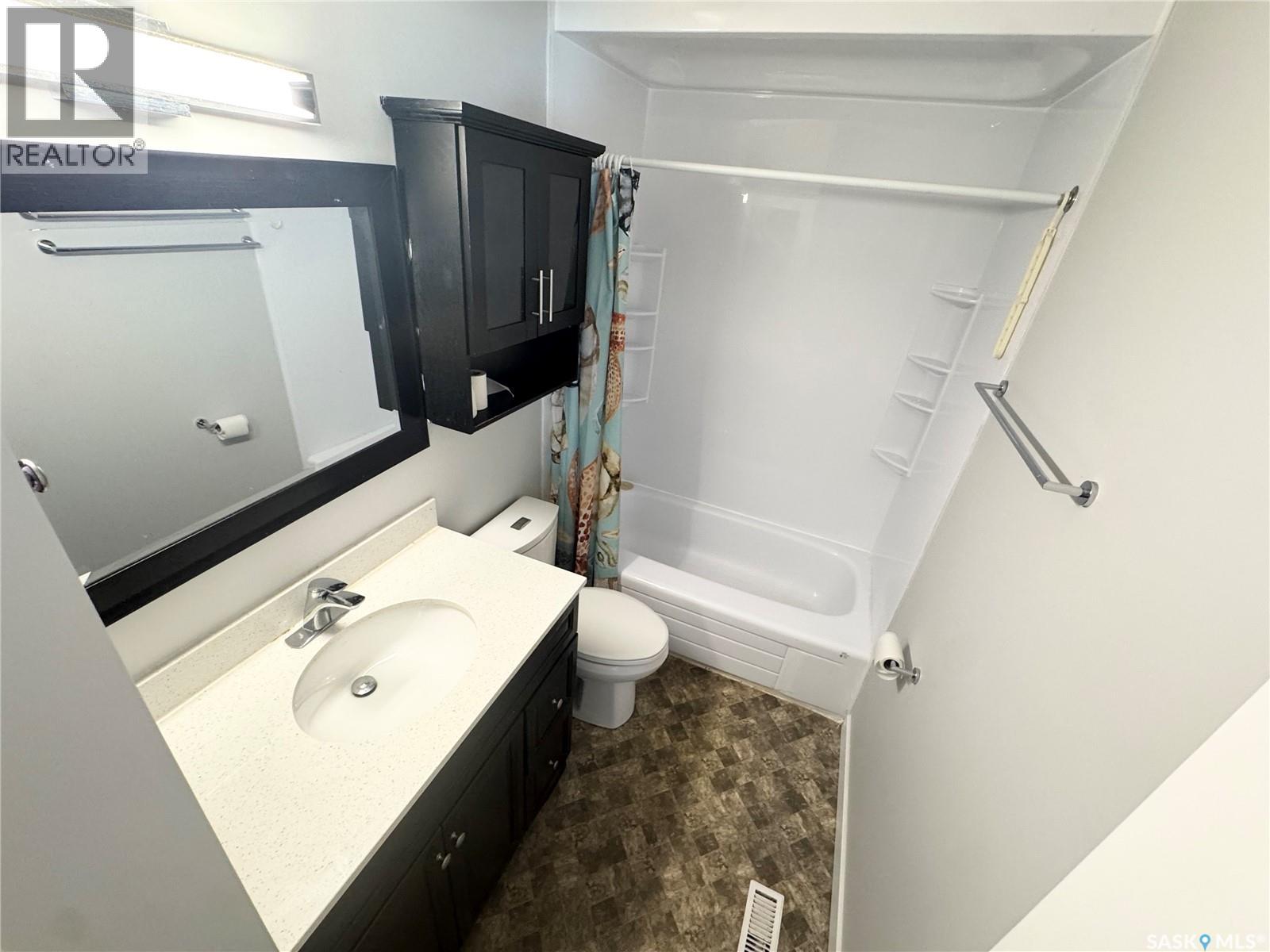 2907 Jenkins Drive E, Regina, Saskatchewan  S4N 6W3 - Photo 11 - SK044522