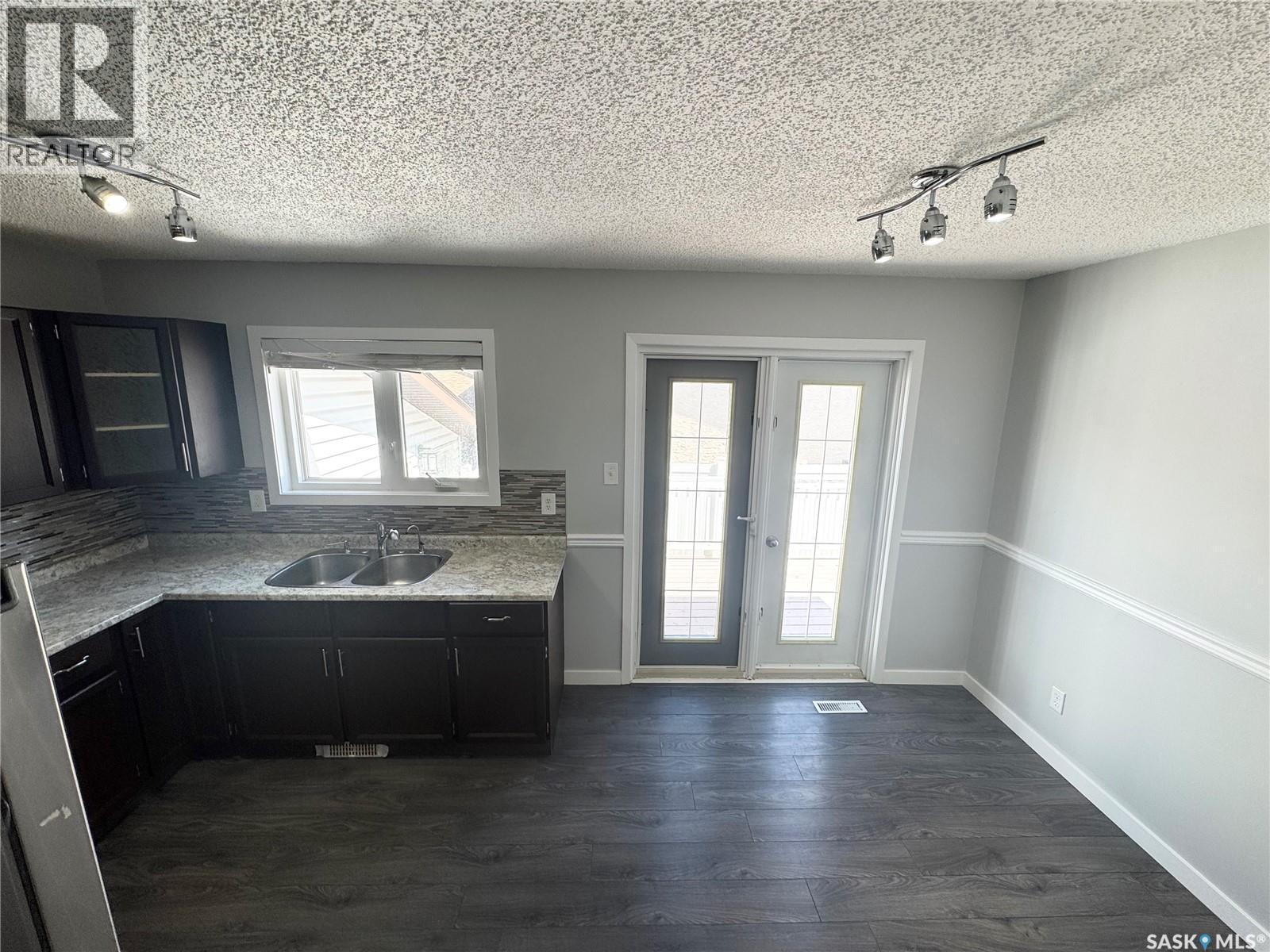 2907 Jenkins Drive E, Regina, Saskatchewan  S4N 6W3 - Photo 7 - SK044522
