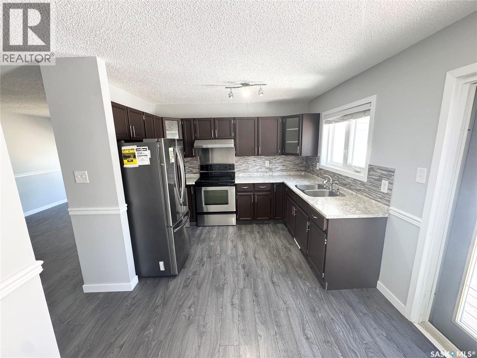 2907 Jenkins Drive E, Regina, Saskatchewan  S4N 6W3 - Photo 8 - SK044522