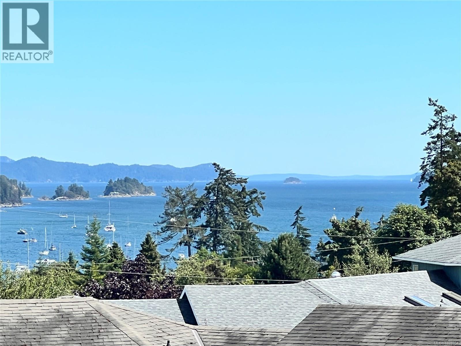 3 130 Corbett Rd, Salt Spring, British Columbia V8K 1T2 - Photo 2 - 1028954