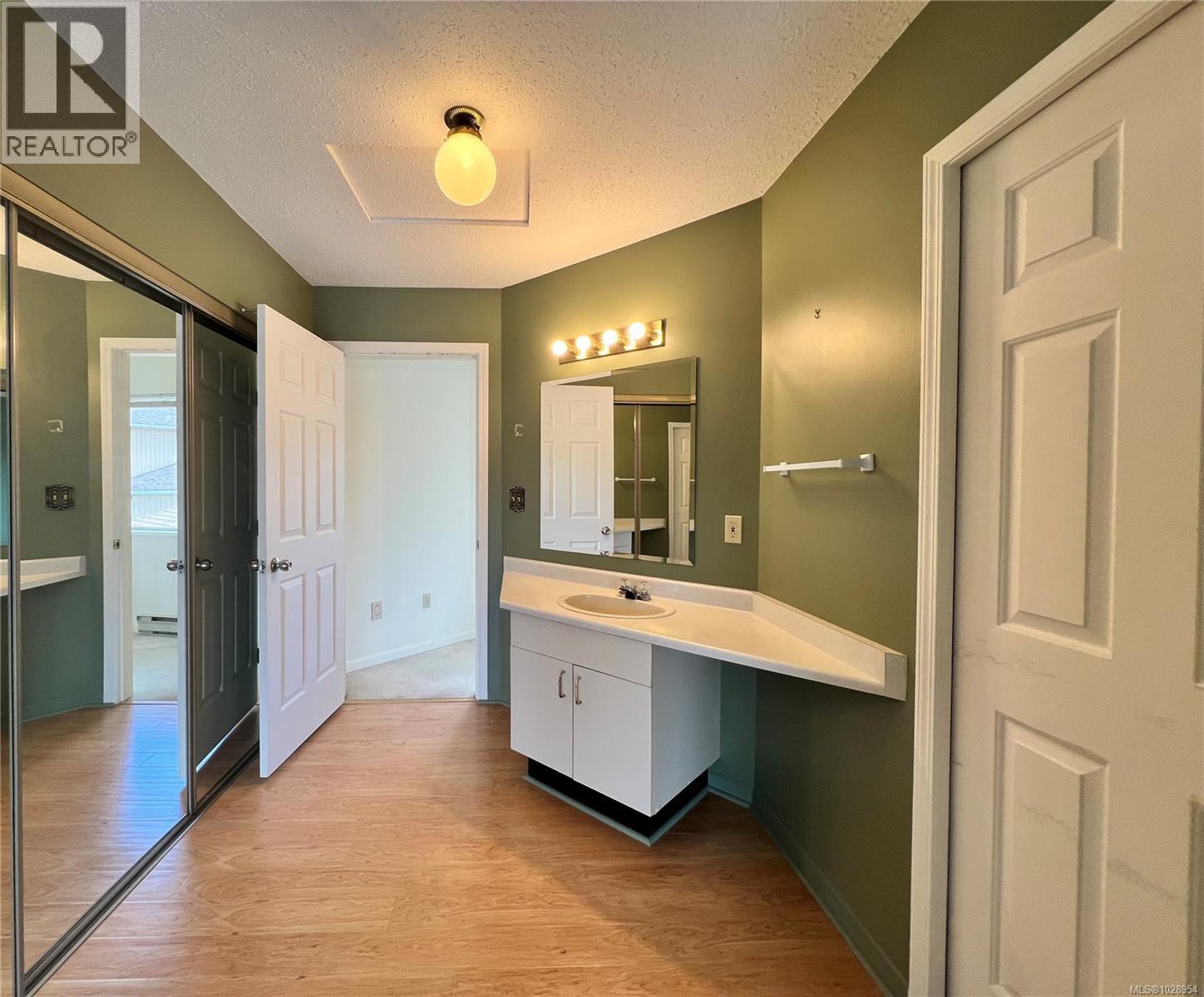 3 130 Corbett Rd, Salt Spring, British Columbia V8K 1T2 - Photo 14 - 1028954