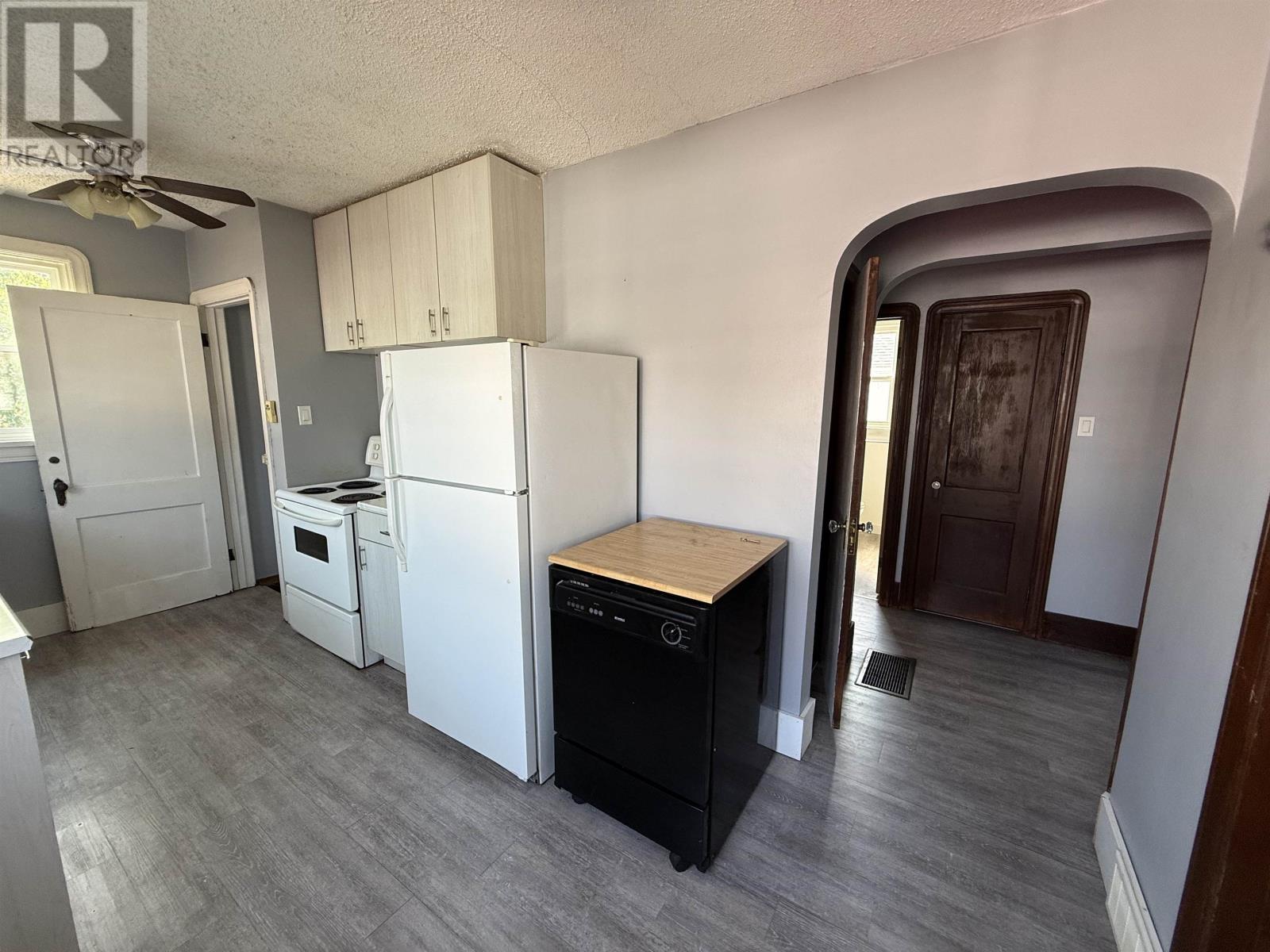 232 Mckellar St S, Thunder Bay, Ontario  P7E 1H7 - Photo 11 - TB2602159