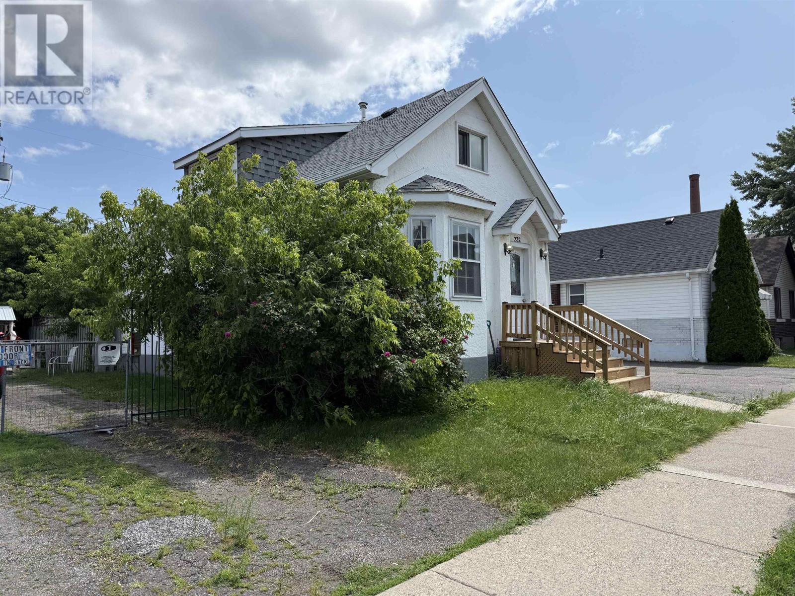 232 Mckellar St S, Thunder Bay, Ontario  P7E 1H7 - Photo 3 - TB2602159
