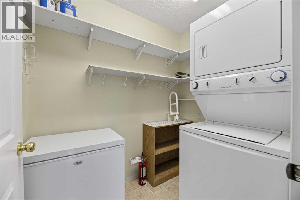 210, 4514 54 Avenue, Olds, Alberta  T4H 1W5 - Photo 15 - A2328490