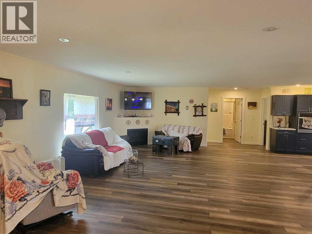 4908 47 Street, Consort, Alberta  T0C 1B0 - Photo 9 - A2334446