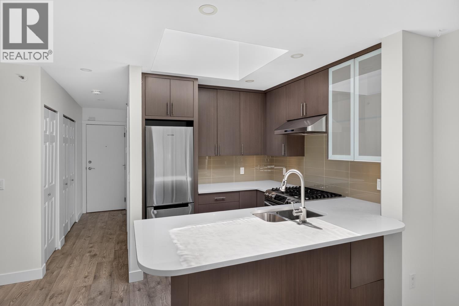401 688 E 16th Avenue, Vancouver, British Columbia V5T 2V4 - Photo 3 - R3152632