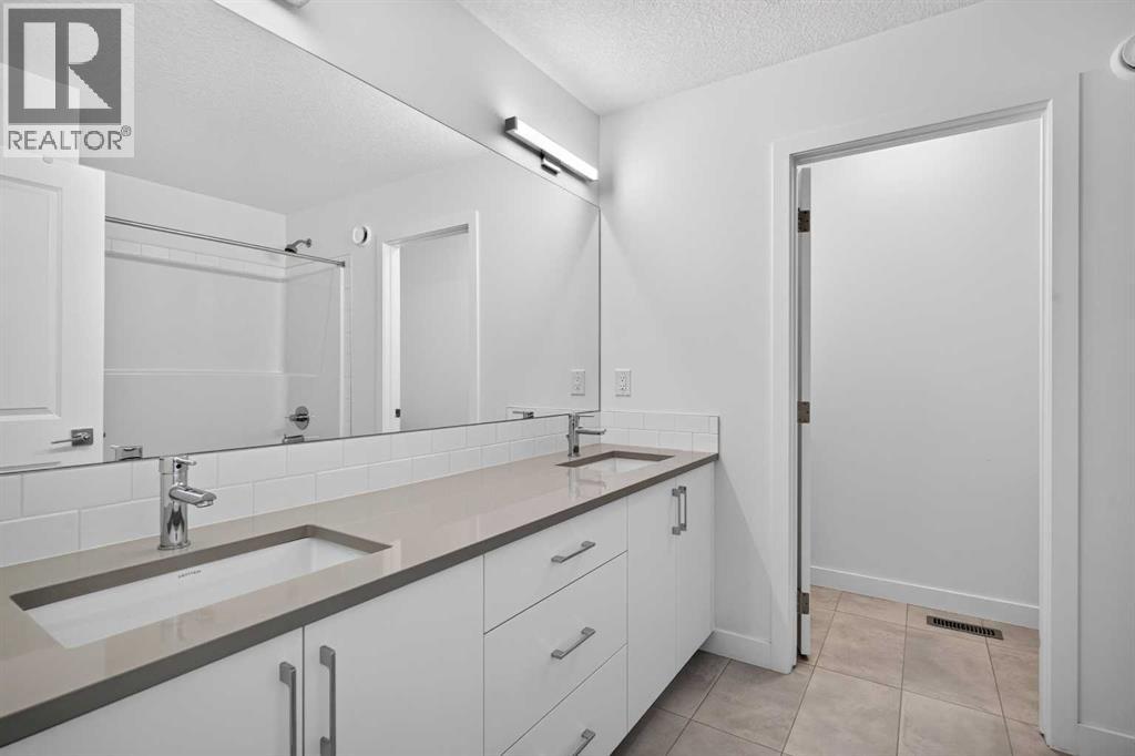 48 Willow Green SW, Airdrie, Alberta  T4B 5M3 - Photo 17 - A2329165