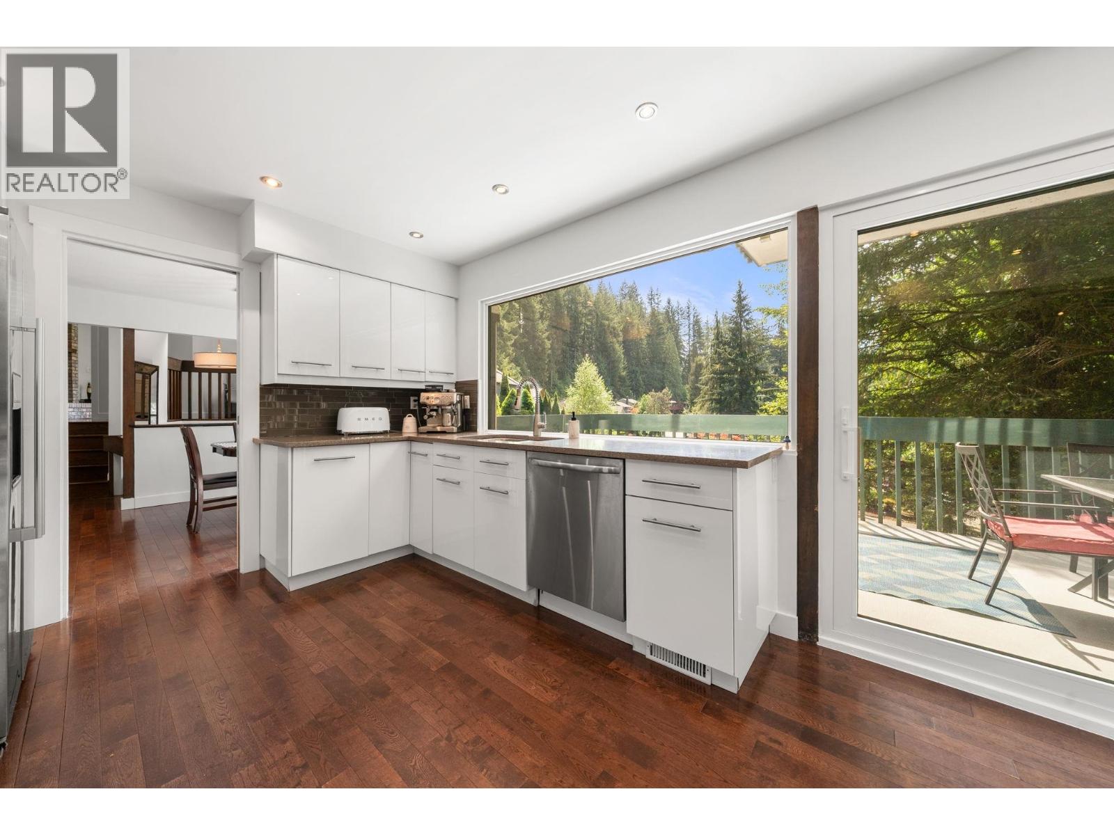 2086 Rivergrove Place, North Vancouver, British Columbia  V7H 2L4 - Photo 2 - R3152636