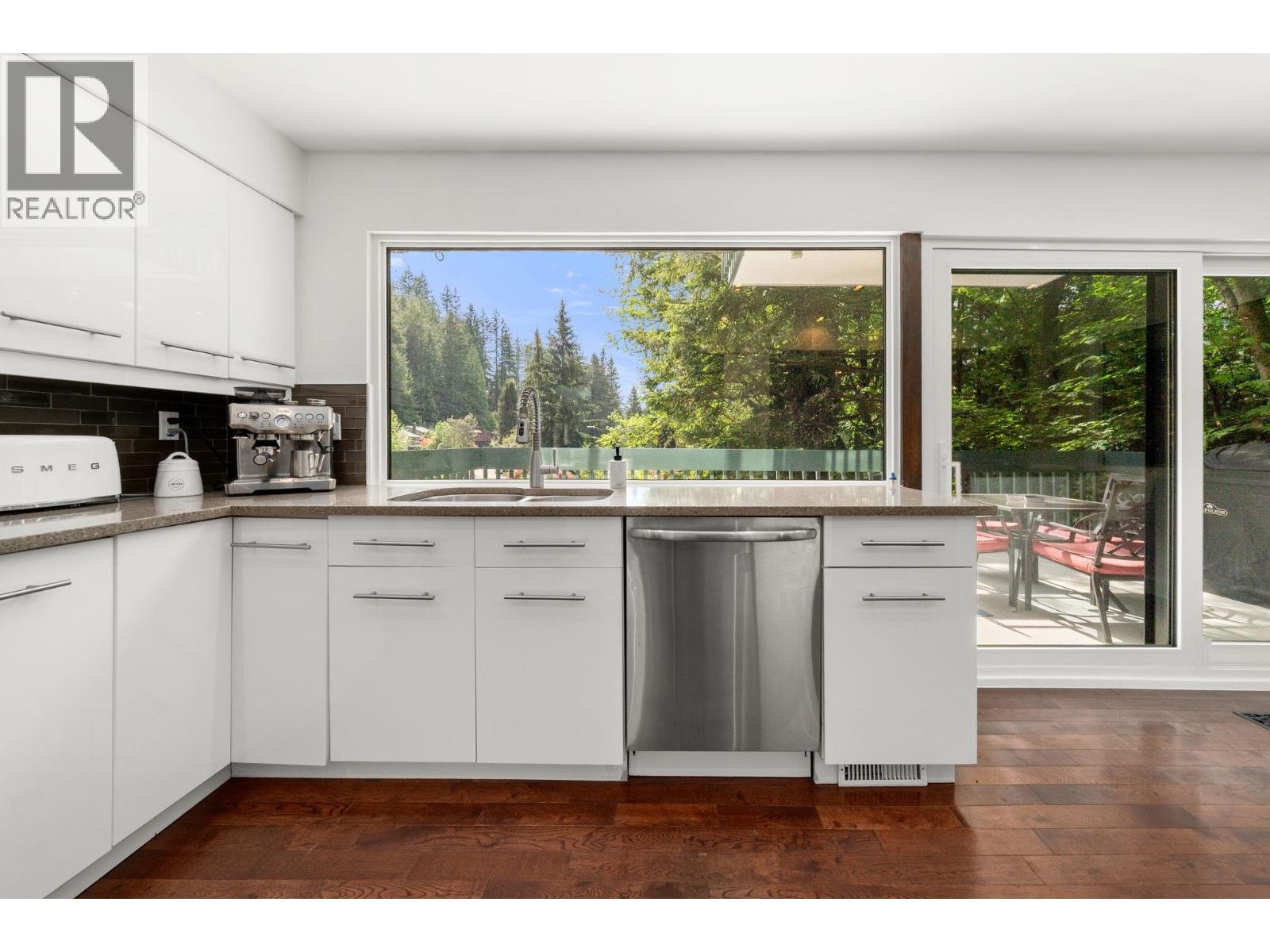 2086 Rivergrove Place, North Vancouver, British Columbia  V7H 2L4 - Photo 3 - R3152636