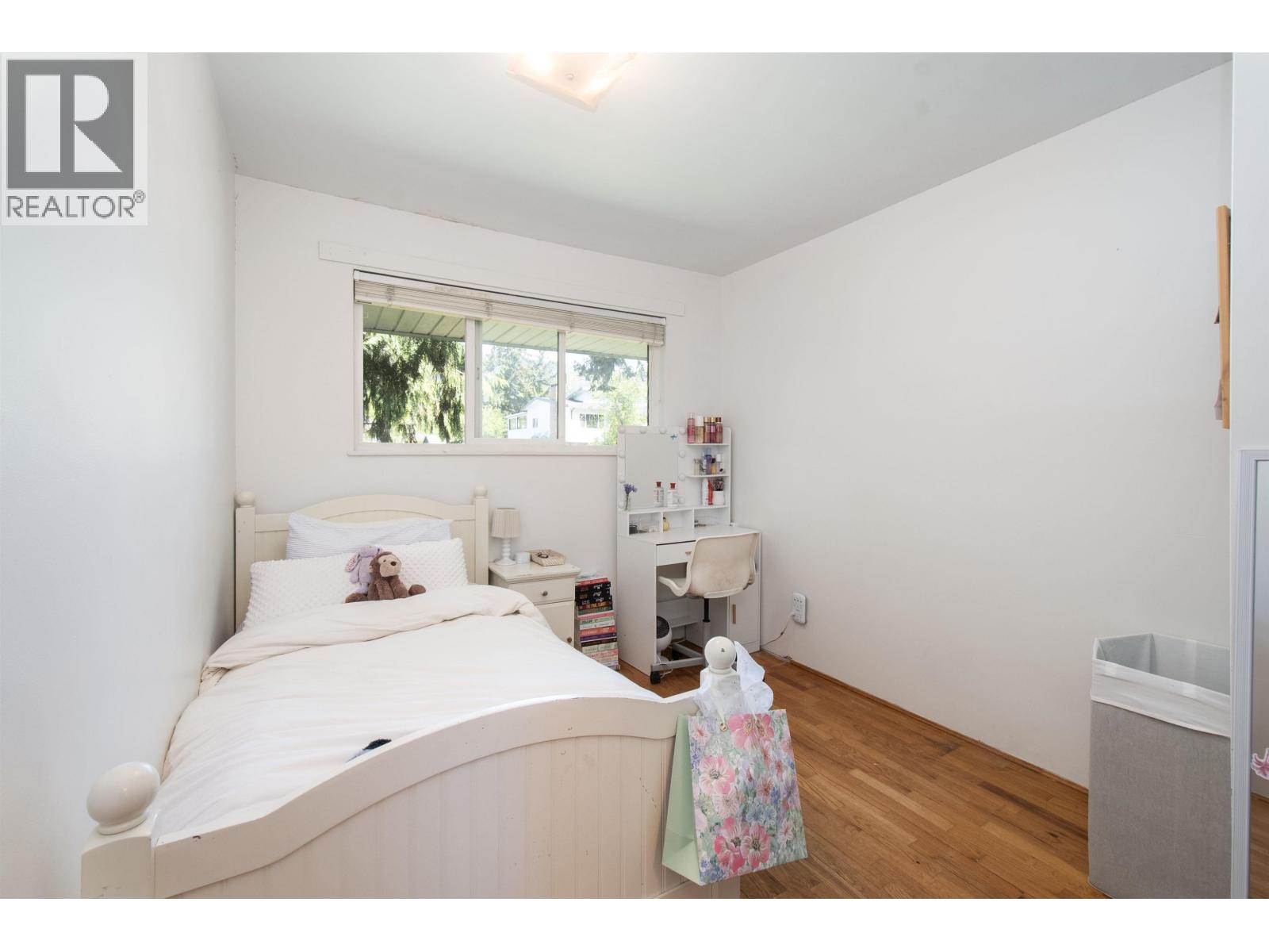 361 W 19th Street, North Vancouver, British Columbia  V7M 1X7 - Photo 14 - R3152639