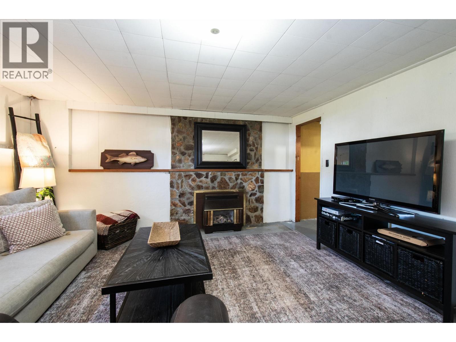 361 W 19th Street, North Vancouver, British Columbia  V7M 1X7 - Photo 16 - R3152639