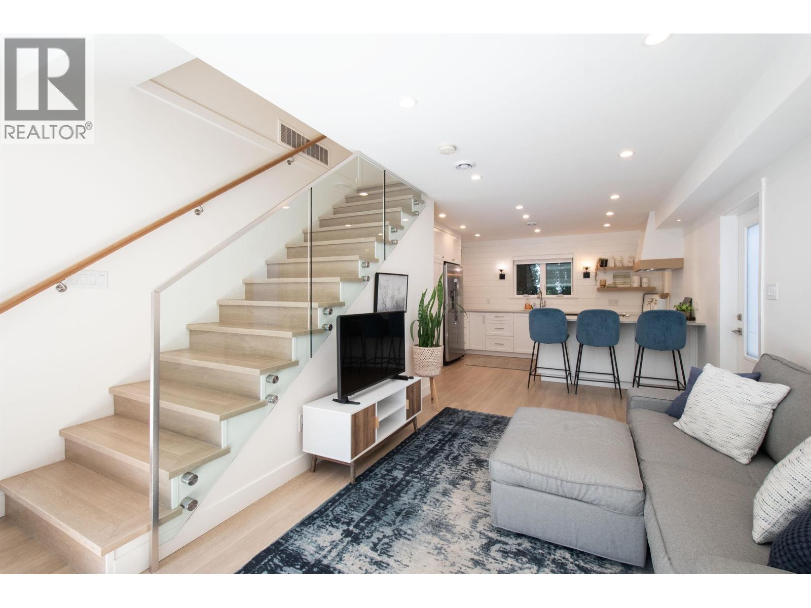 361 W 19th Street, North Vancouver, British Columbia  V7M 1X7 - Photo 23 - R3152639