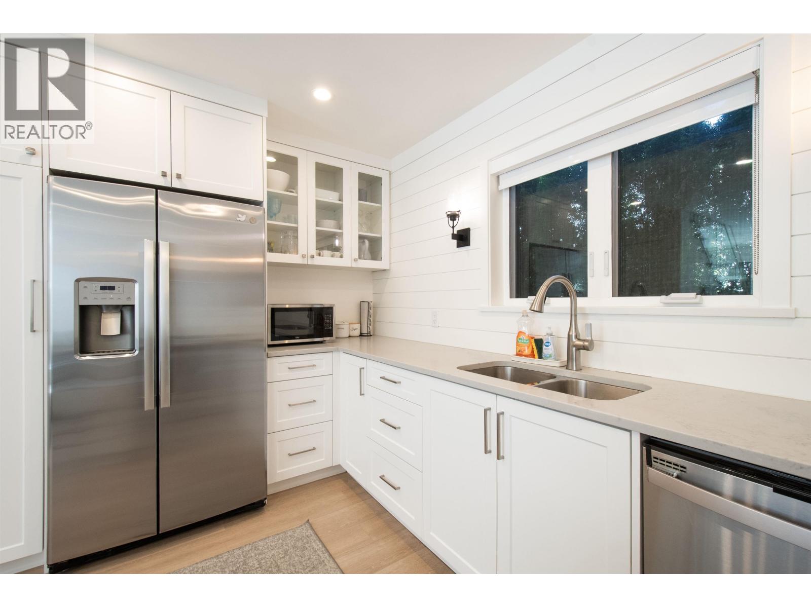 361 W 19th Street, North Vancouver, British Columbia  V7M 1X7 - Photo 29 - R3152639