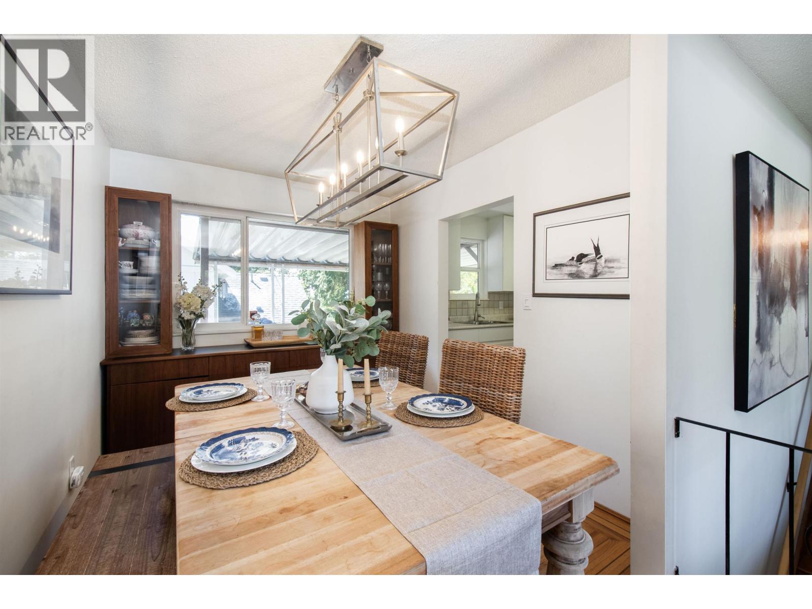 361 W 19th Street, North Vancouver, British Columbia  V7M 1X7 - Photo 7 - R3152639