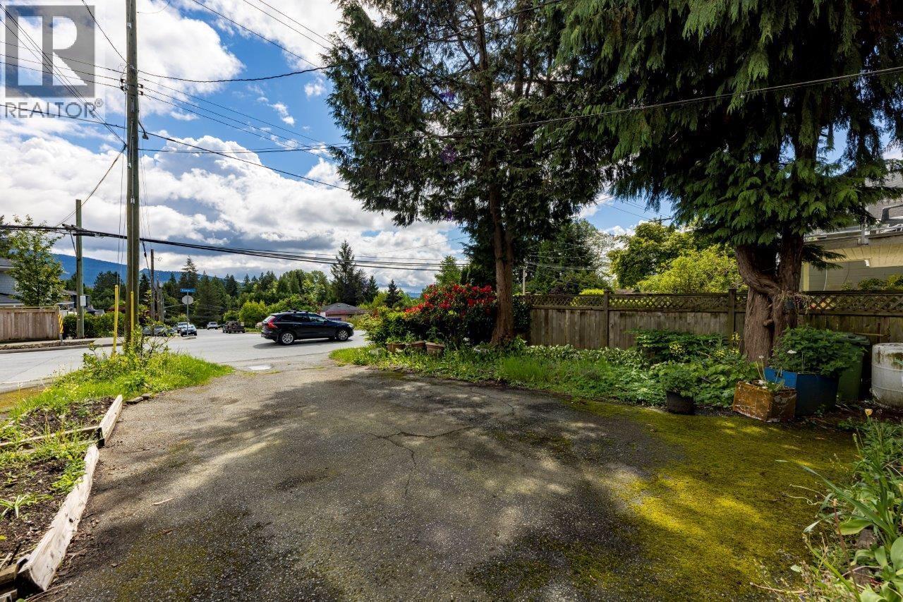 3297 Fromme Road, North Vancouver, British Columbia  V7K 2E1 - Photo 12 - R3152643