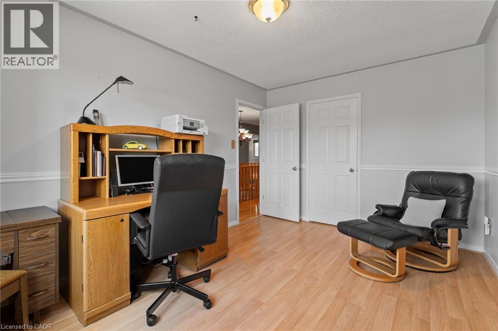 8 Cochrane Avenue, Brampton, Ontario  L6Z 4J4 - Photo 19 - 40852713