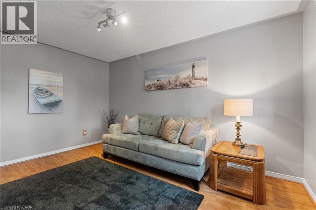 8 Cochrane Avenue, Brampton, Ontario  L6Z 4J4 - Photo 22 - 40852713