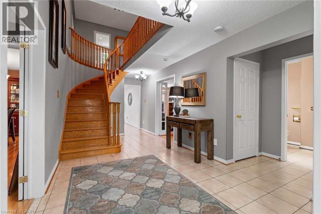 8 Cochrane Avenue, Brampton, Ontario  L6Z 4J4 - Photo 3 - 40852713