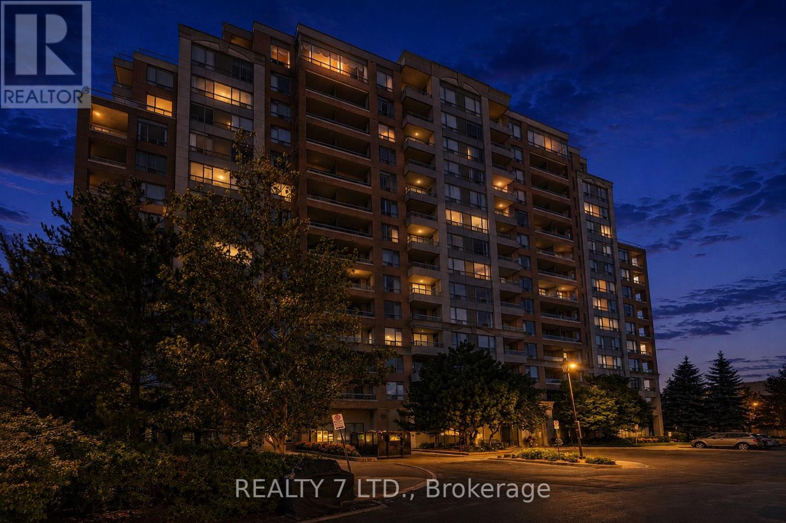 216 - 9 Northern Heights Drive, Richmond Hill, Ontario L4B 4M5 - Photo 2 - N13637410