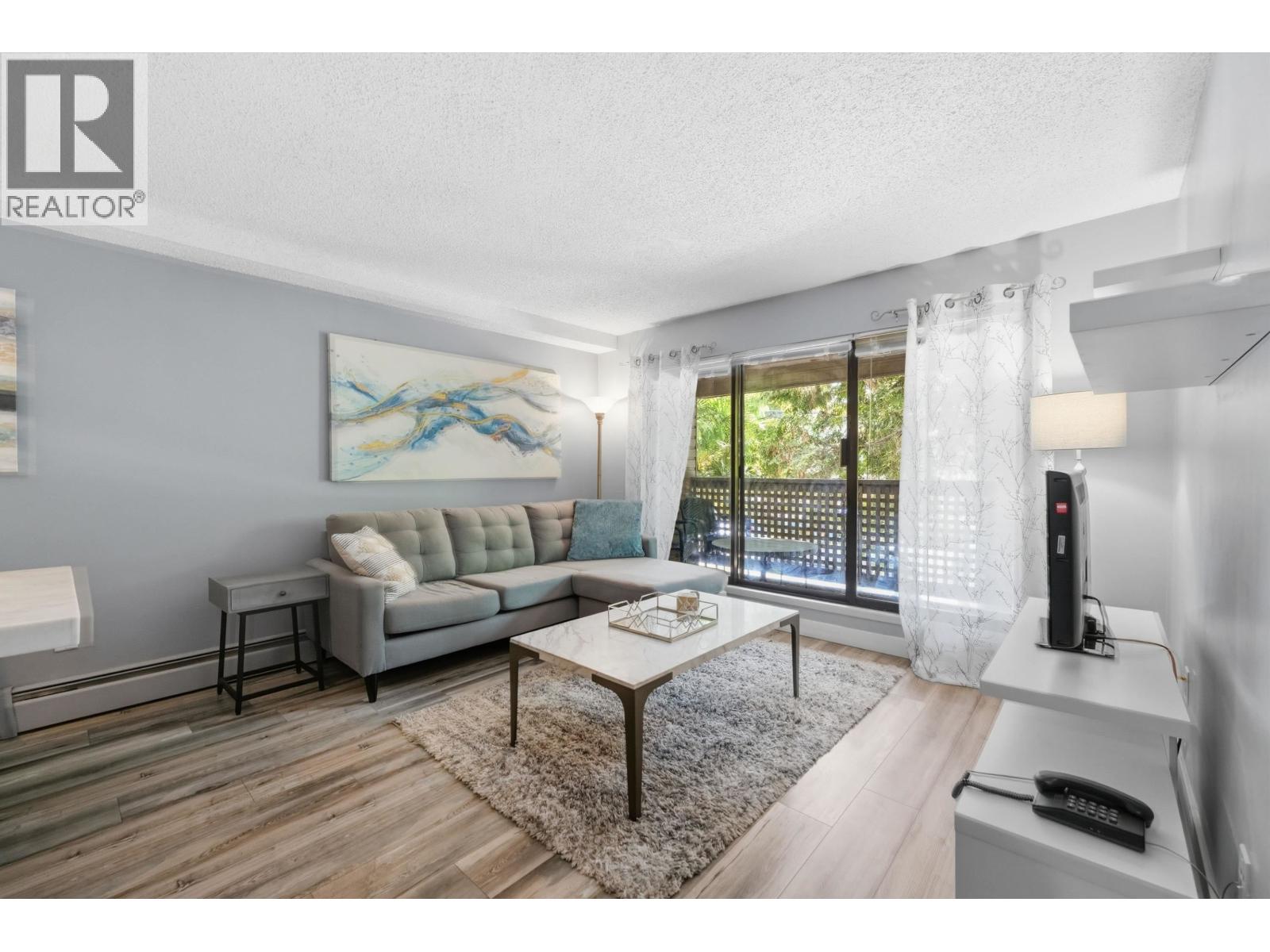106 423 Agnes Street, New Westminster, British Columbia  V3L 1G2 - Photo 3 - R3131485