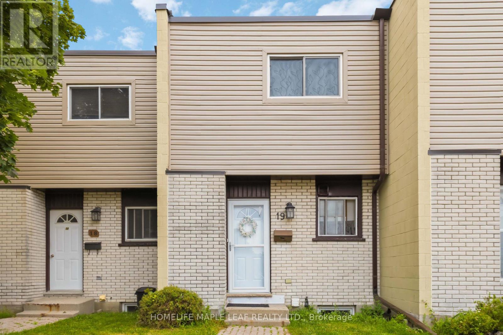 19 - 178 Grulke Street, Kitchener, Ontario N2A 1T1 - Photo 2 - X13637458