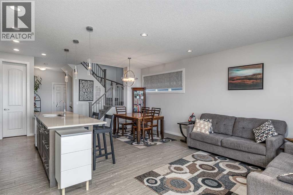 91 Heritage Heights, Cochrane, Alberta  T4C 2R4 - Photo 12 - A2334139