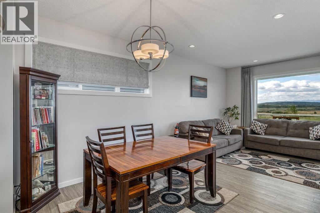 91 Heritage Heights, Cochrane, Alberta  T4C 2R4 - Photo 11 - A2334139