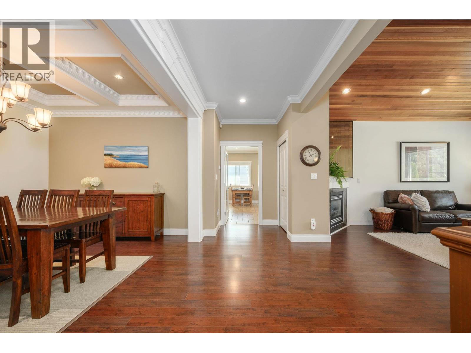 825 Robinson Street, Coquitlam, British Columbia  V3J 4G4 - Photo 6 - R3151513