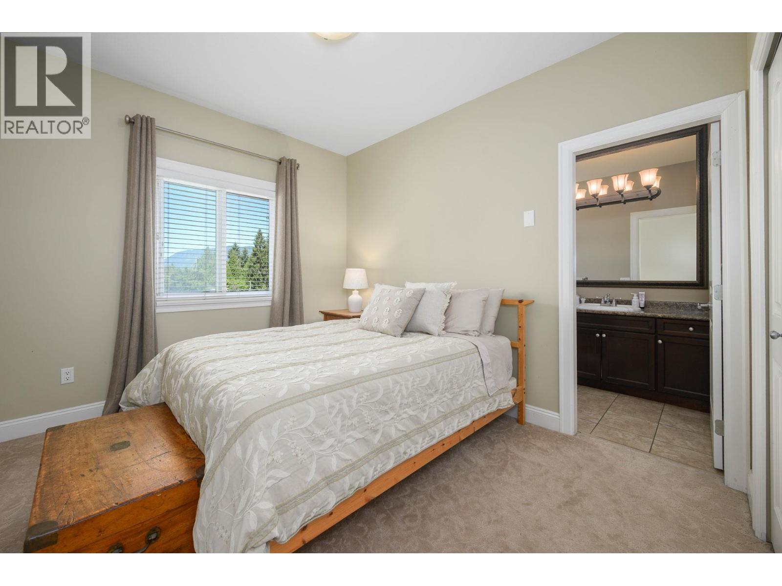 825 Robinson Street, Coquitlam, British Columbia  V3J 4G4 - Photo 15 - R3151513