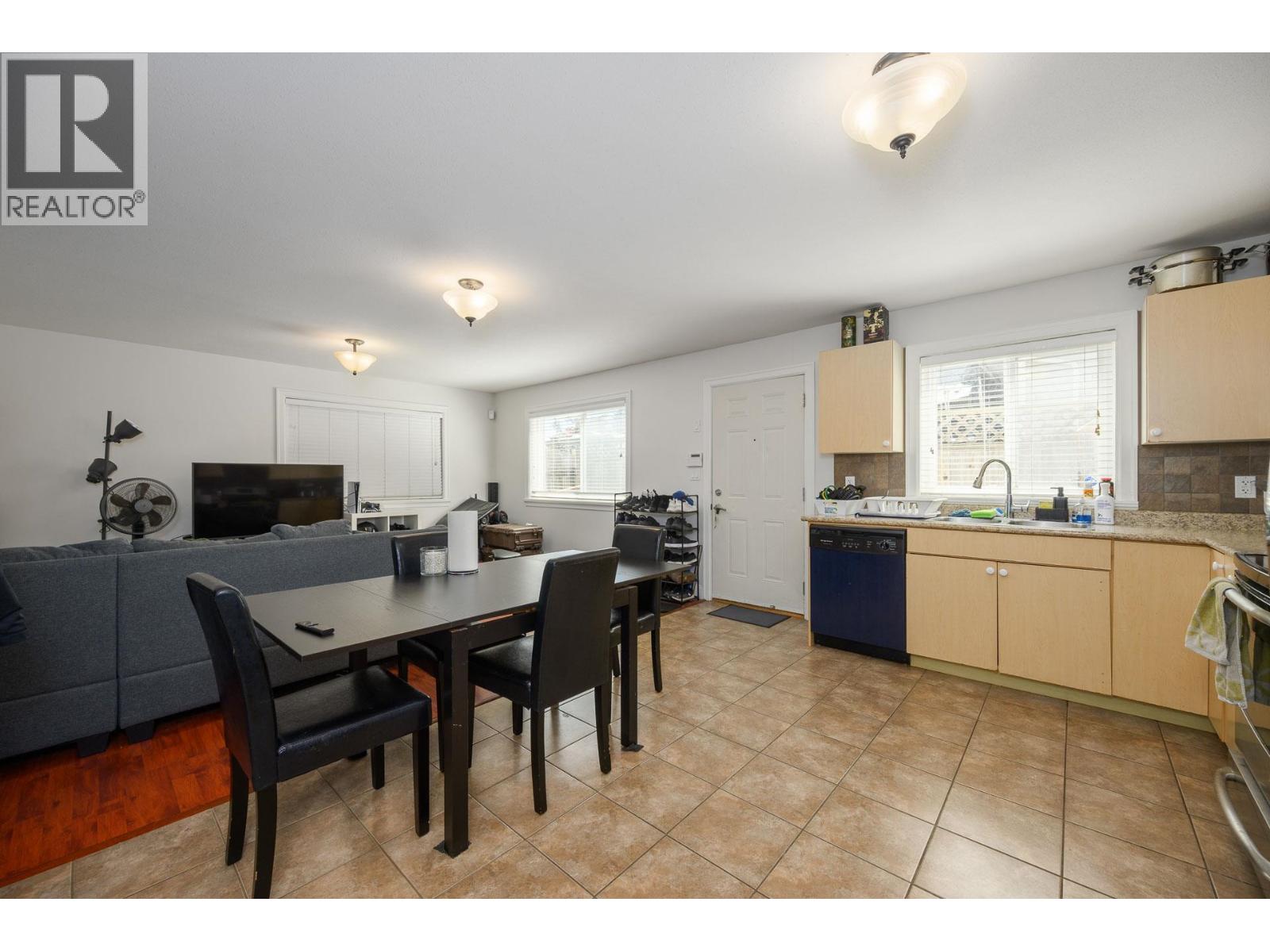 825 Robinson Street, Coquitlam, British Columbia  V3J 4G4 - Photo 31 - R3151513