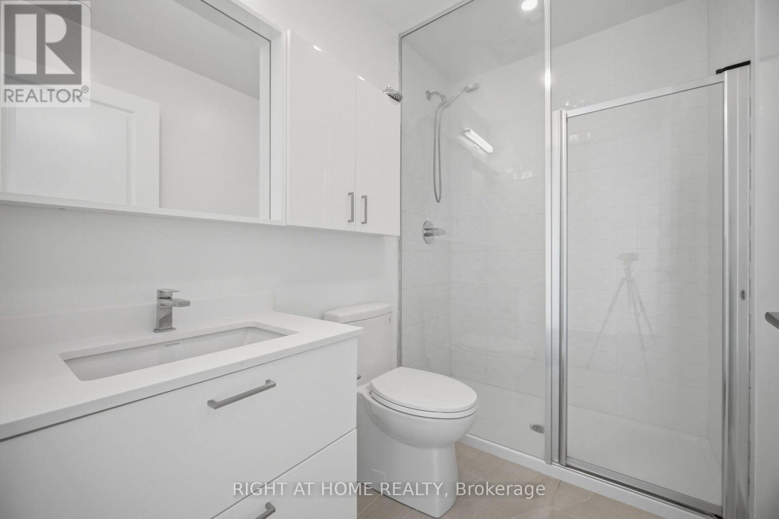 2002 - 30 Upper Mall Way, Vaughan, Ontario  L4J 0L7 - Photo 25 - N13631242