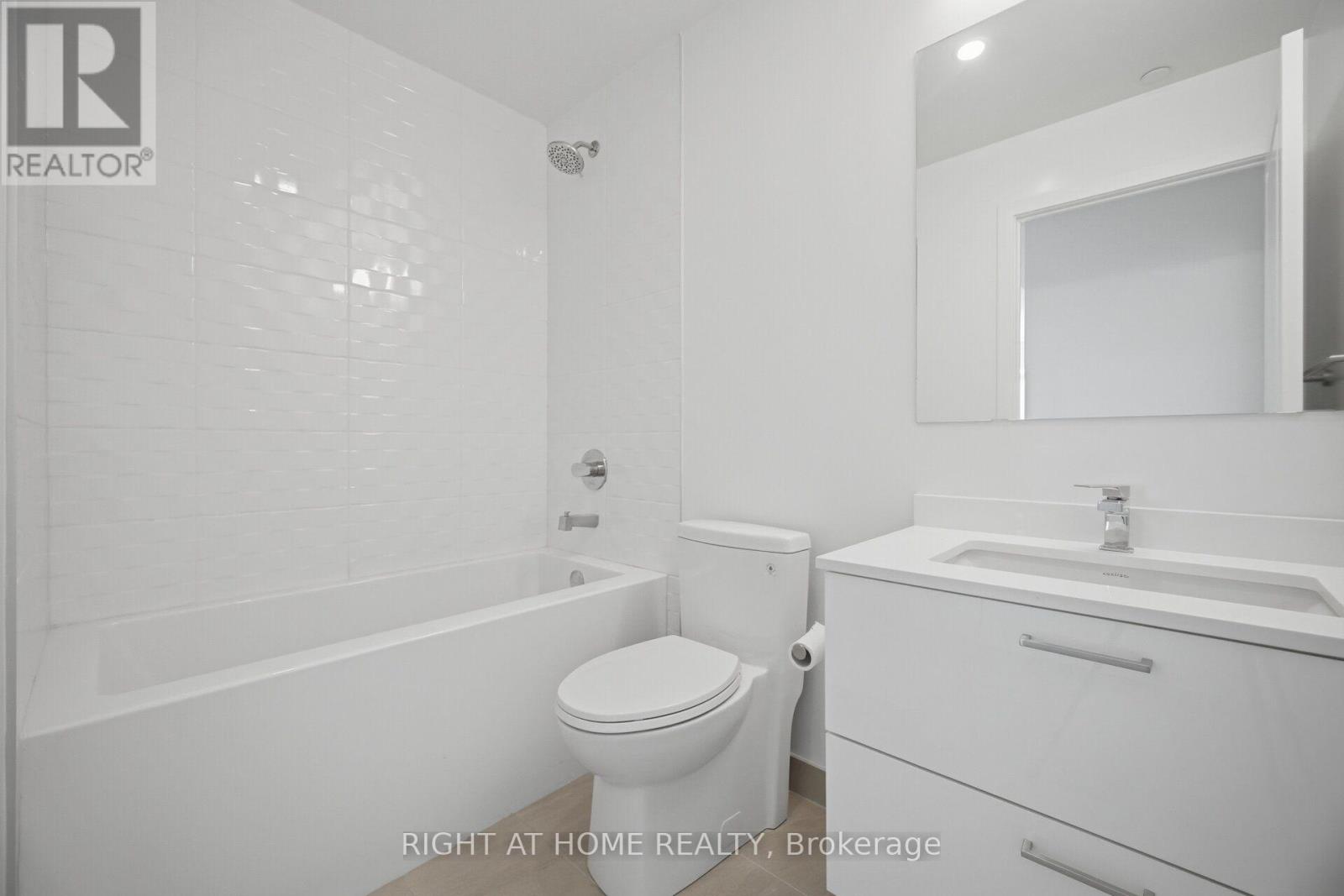 2002 - 30 Upper Mall Way, Vaughan, Ontario  L4J 0L7 - Photo 29 - N13631242