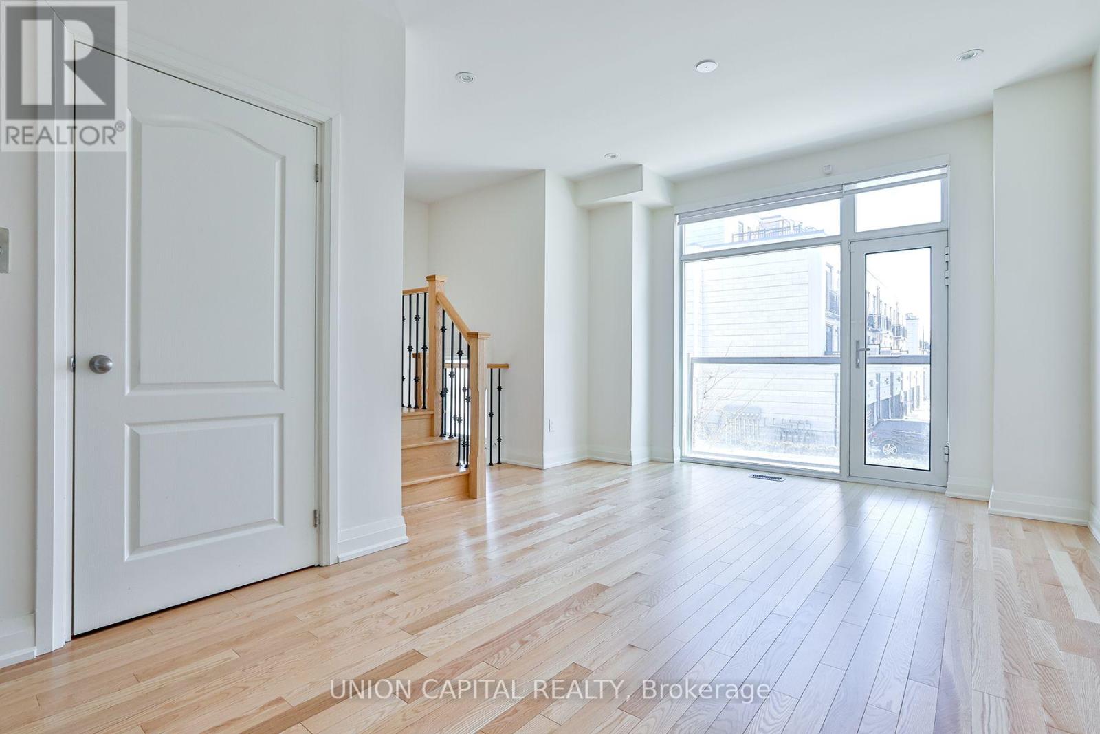 46 William Saville Street, Markham, Ontario L3R 9S3 - Photo 6 - N13634112